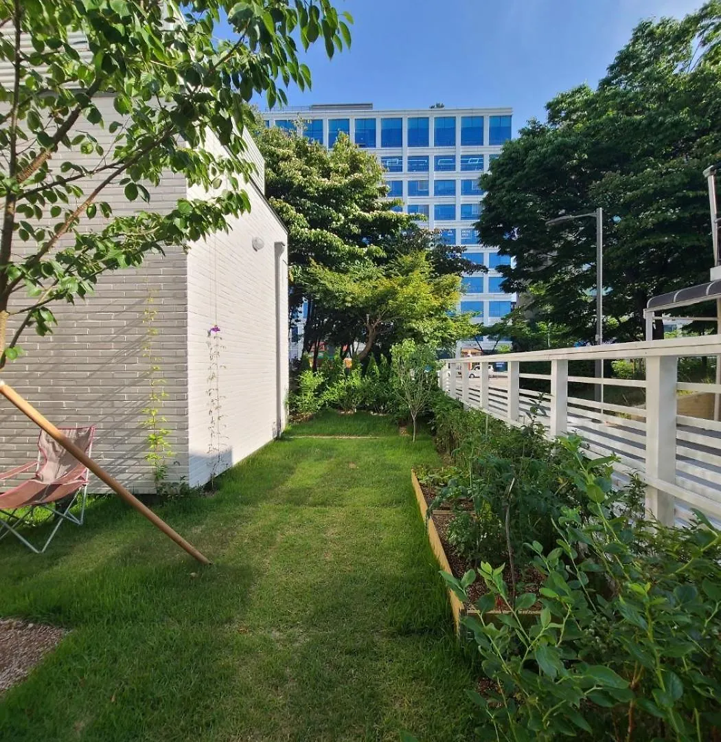Urban Stay Guesthouse Incheon Wisma tamu