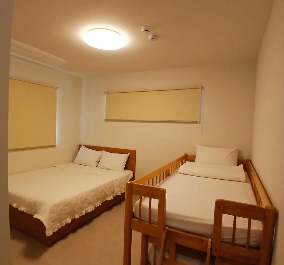 Urban Stay Guesthouse Incheon 3*,